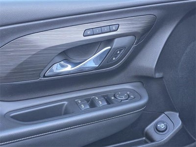 2024 GMC Terrain FWD 4dr SLT