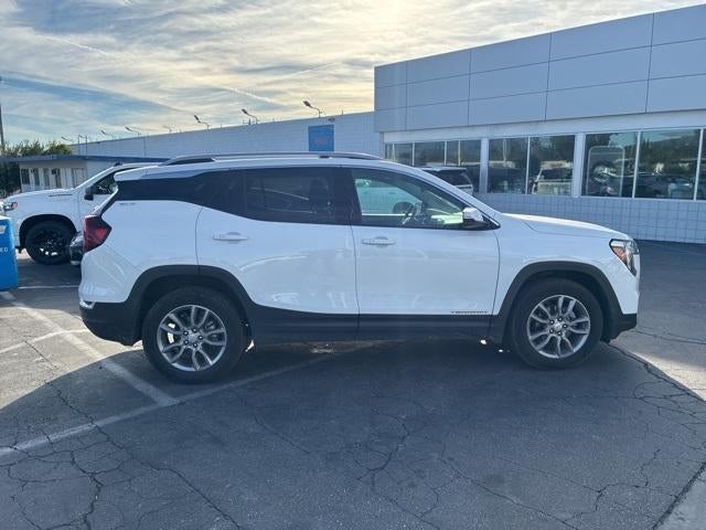 2024 GMC Terrain FWD 4dr SLT