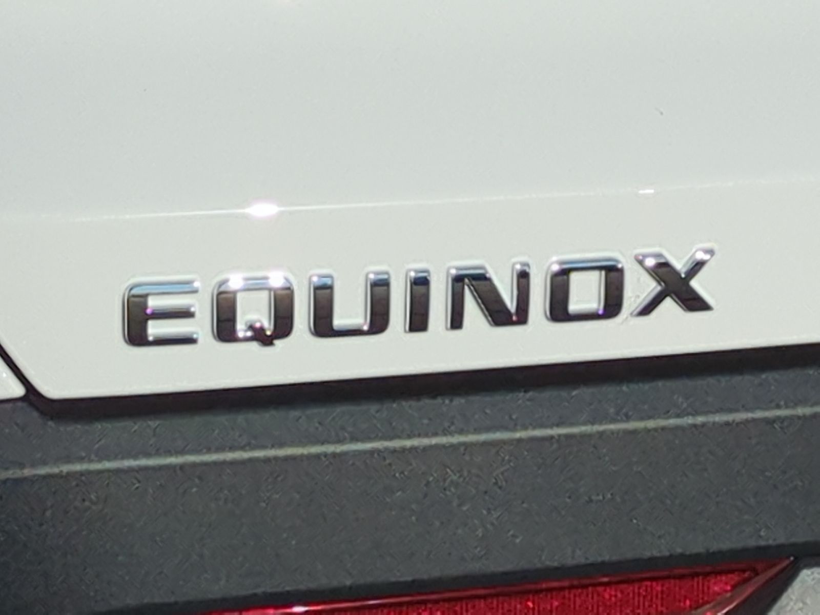 2027 Chevrolet Equinox FWD LT