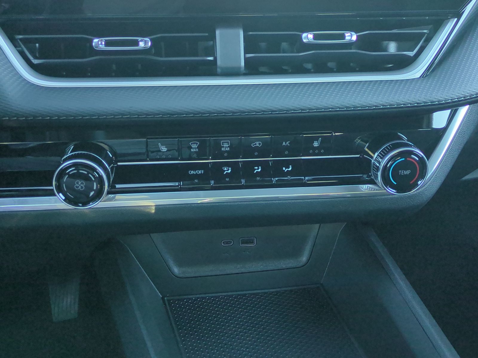 2027 Chevrolet Equinox FWD LT