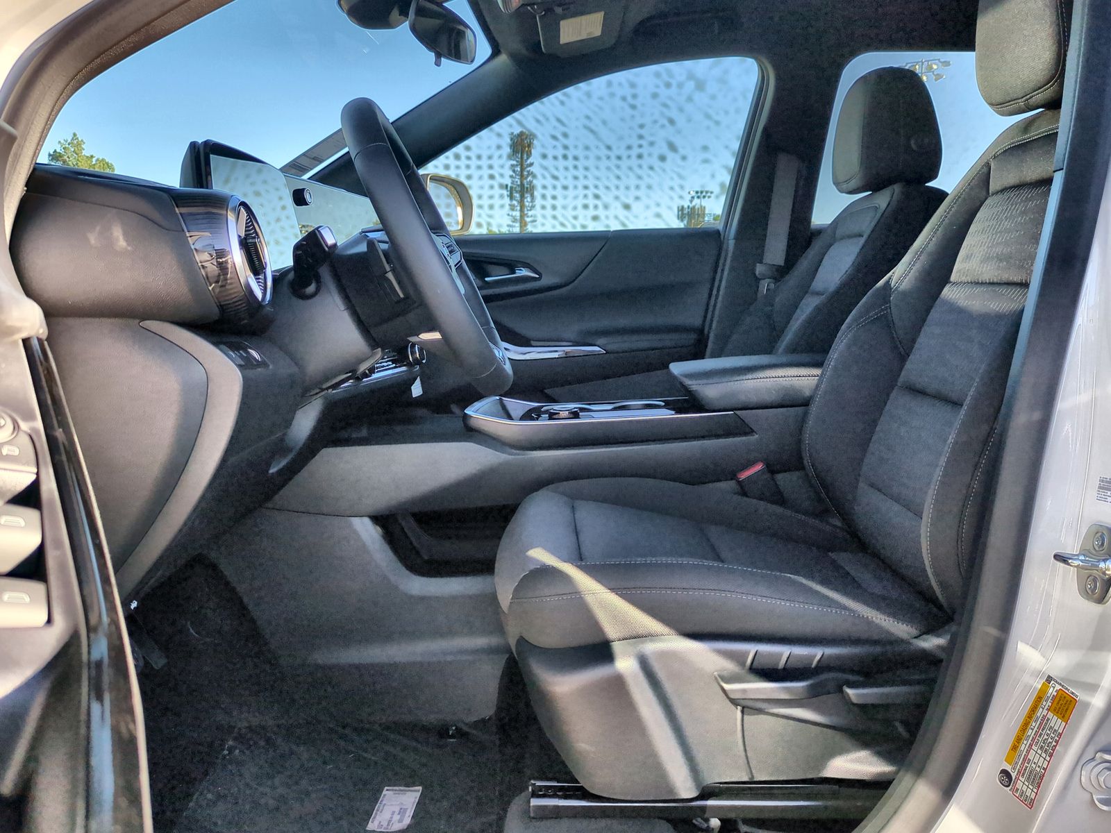 2027 Chevrolet Equinox FWD LT