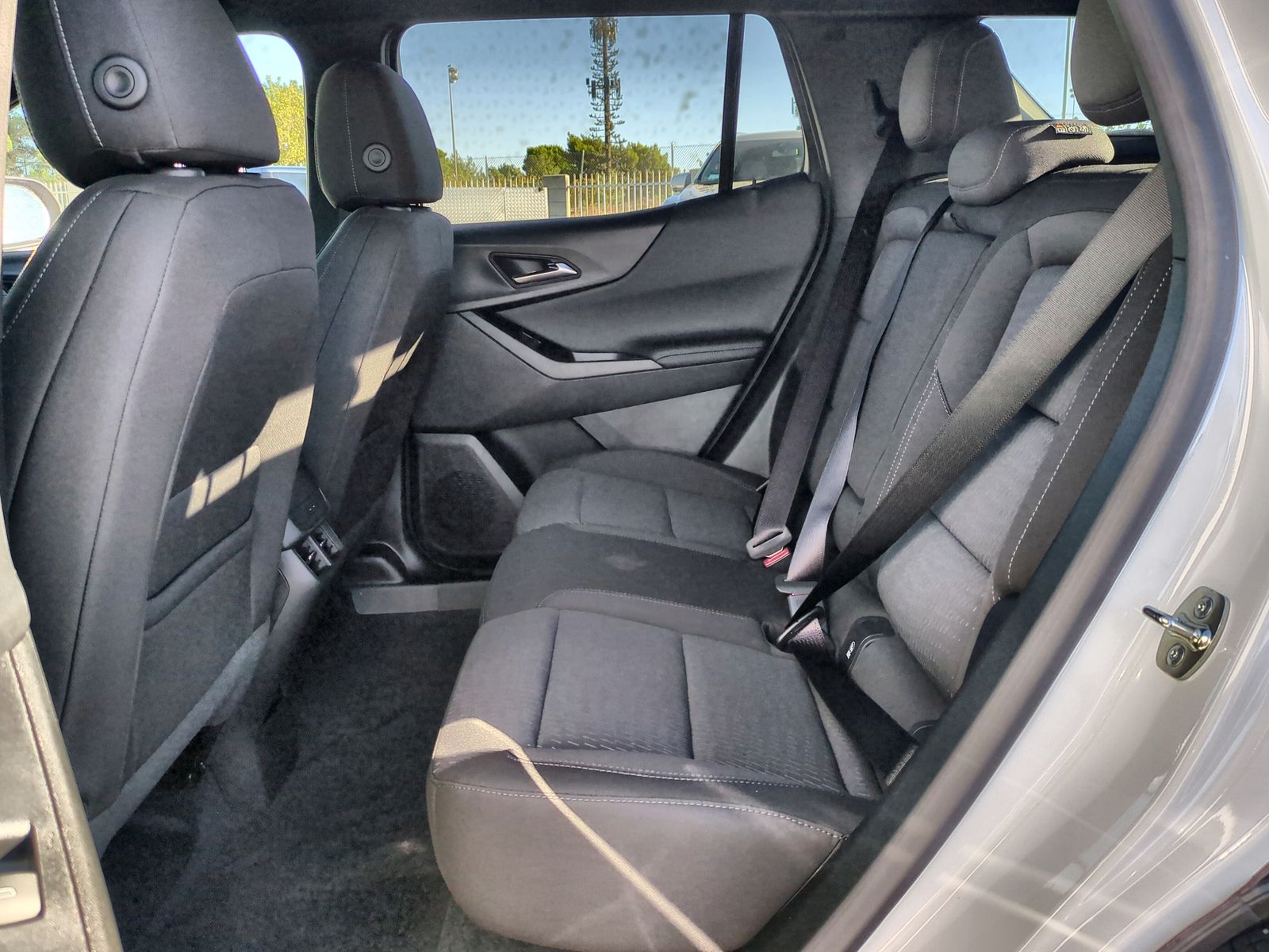 2027 Chevrolet Equinox FWD LT