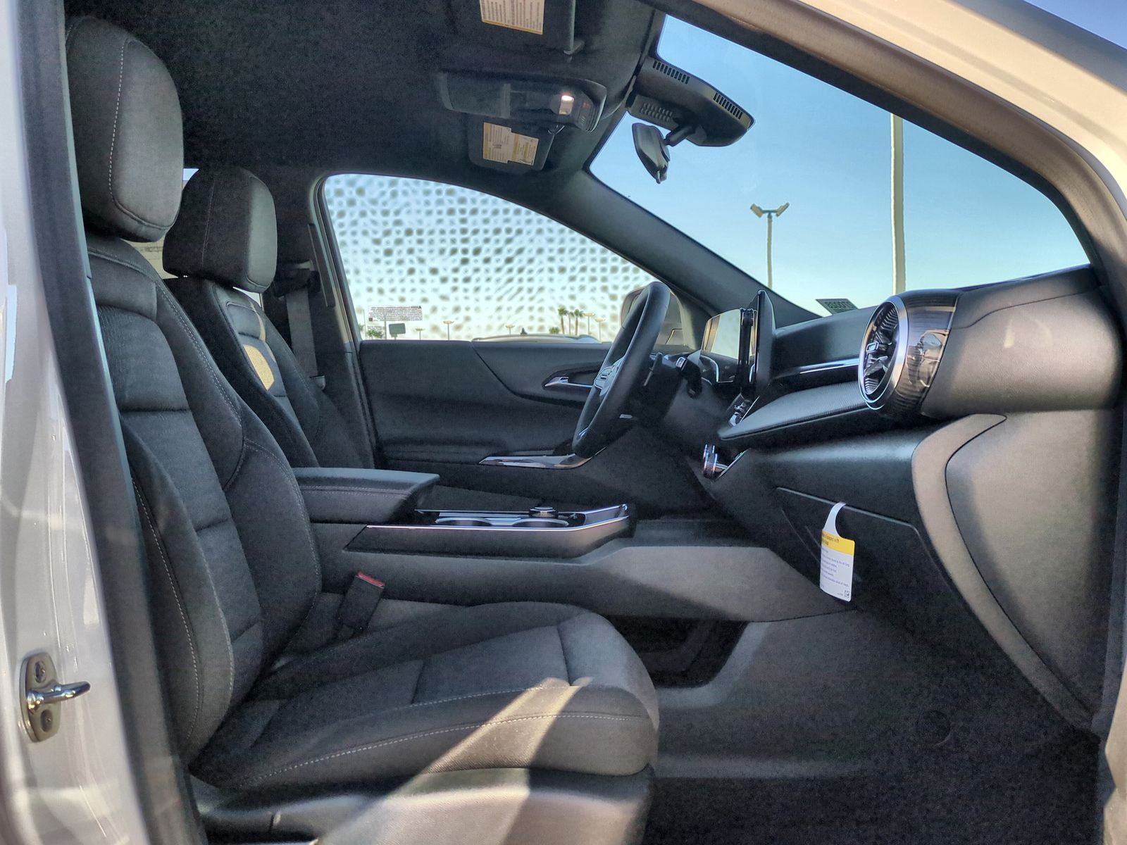 2027 Chevrolet Equinox FWD LT