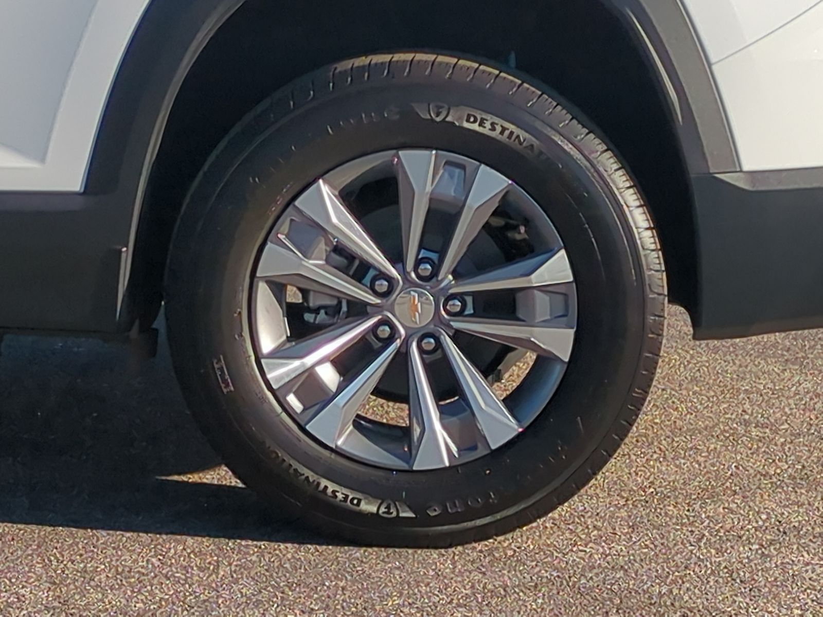 2027 Chevrolet Equinox FWD LT