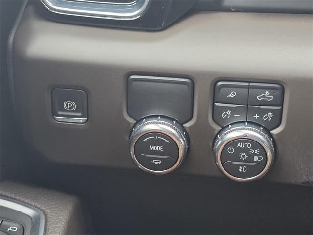 2022 GMC Sierra 1500 Crew Cab Short Box 2-Wheel Drive Denali