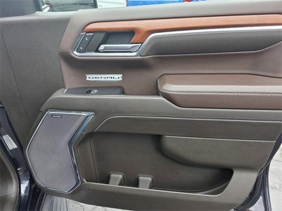 2022 GMC Sierra 1500 Crew Cab Short Box 2-Wheel Drive Denali