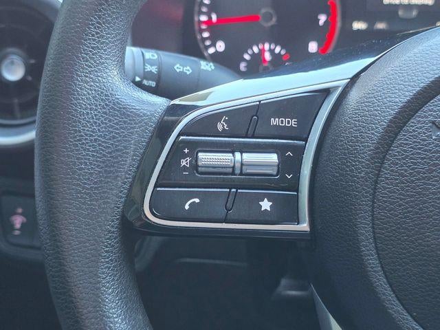 2024 Kia Forte LXS IVT