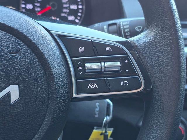 2024 Kia Forte LXS IVT