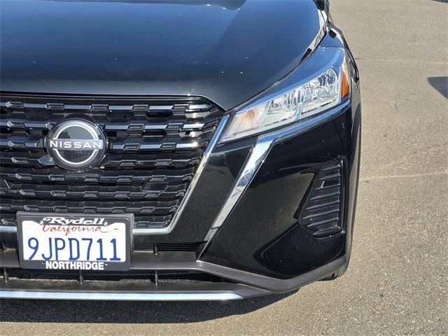 2023 Nissan Kicks S FWD