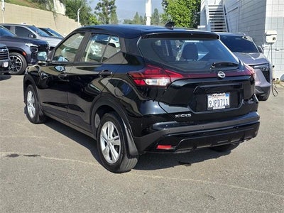 2023 Nissan Kicks S FWD