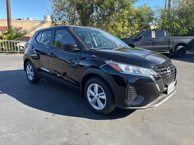 2023 Nissan Kicks S FWD