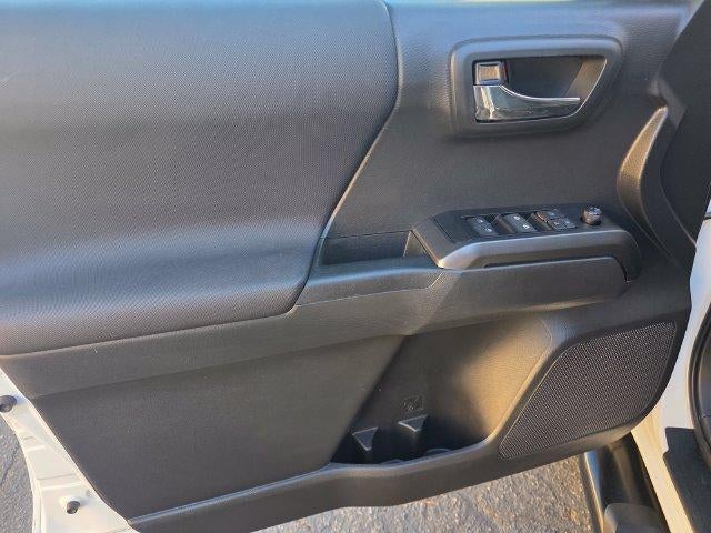 2022 Toyota Tacoma 2WD TRD Off Road Double Cab 5' Bed V6 AT (Natl)