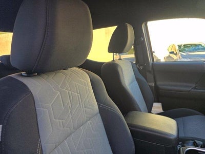 2022 Toyota Tacoma 2WD TRD Off Road Double Cab 5' Bed V6 AT (Natl)
