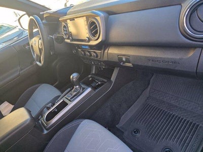 2022 Toyota Tacoma 2WD TRD Off Road Double Cab 5' Bed V6 AT (Natl)
