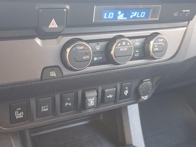 2022 Toyota Tacoma 2WD TRD Off Road Double Cab 5' Bed V6 AT (Natl)