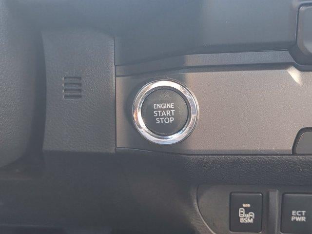 2022 Toyota Tacoma 2WD TRD Off Road Double Cab 5' Bed V6 AT (Natl)