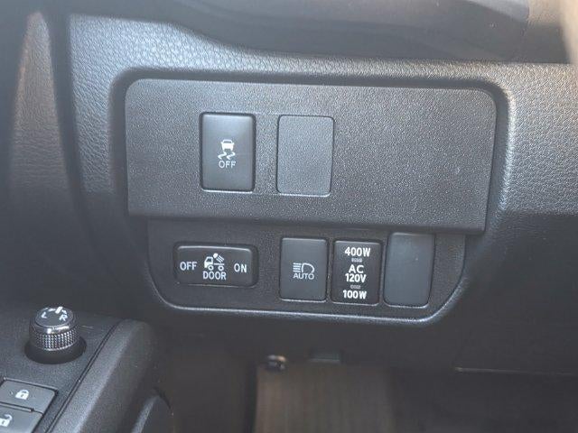 2022 Toyota Tacoma 2WD TRD Off Road Double Cab 5' Bed V6 AT (Natl)