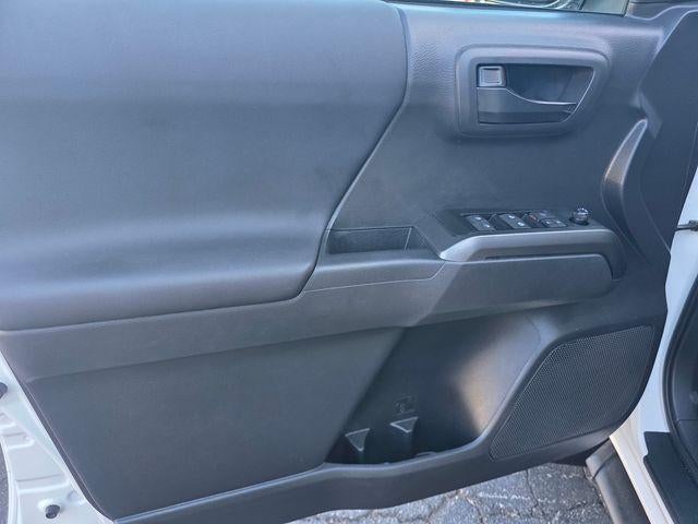 2023 Toyota Tacoma 4WD SR Double Cab 5' Bed V6 AT (GS)