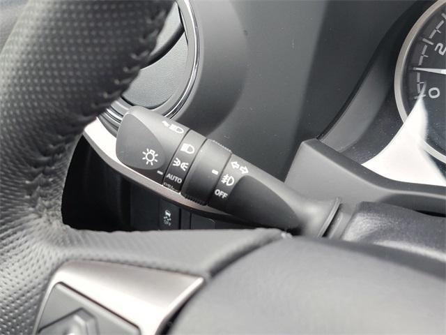 2023 Toyota Tacoma 4WD SR5 Double Cab 5' Bed V6 AT (GS)