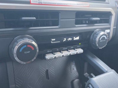 2025 Toyota Tacoma 2WD SR5 Double Cab 5' Bed AT (SE)