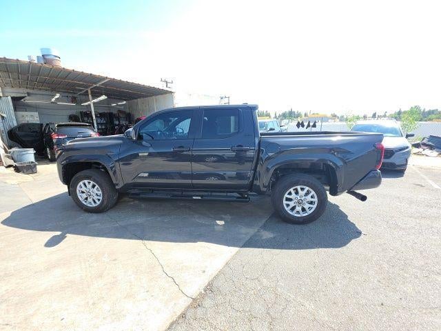 2025 Toyota Tacoma 2WD SR5 Double Cab 5' Bed AT (SE)