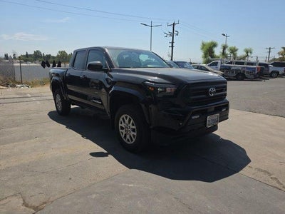 2024 Toyota Tacoma 4WD 4WD SR5 Double Cab 5' Bed AT (GS)