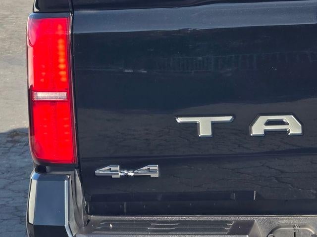 2024 Toyota Tacoma SR5 - Photo 8