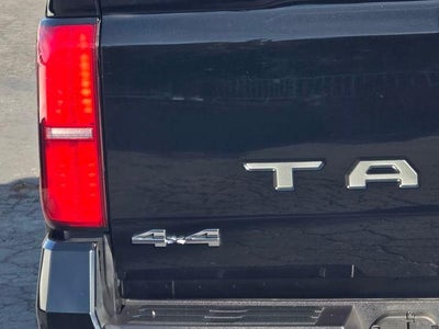 2024 Toyota Tacoma 4WD 4WD SR5 Double Cab 5' Bed AT (GS)
