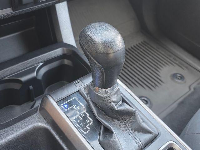 2023 Toyota Tacoma 2WD SR5 Double Cab 5' Bed I4 AT (SE)