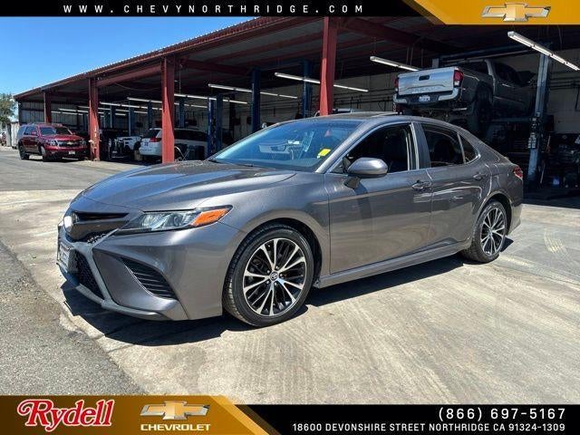 2019 Toyota Camry SE Auto (SE)