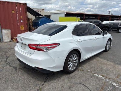 2019 Toyota Camry LE Auto (SE)