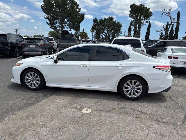 2019 Toyota Camry LE Auto (SE)