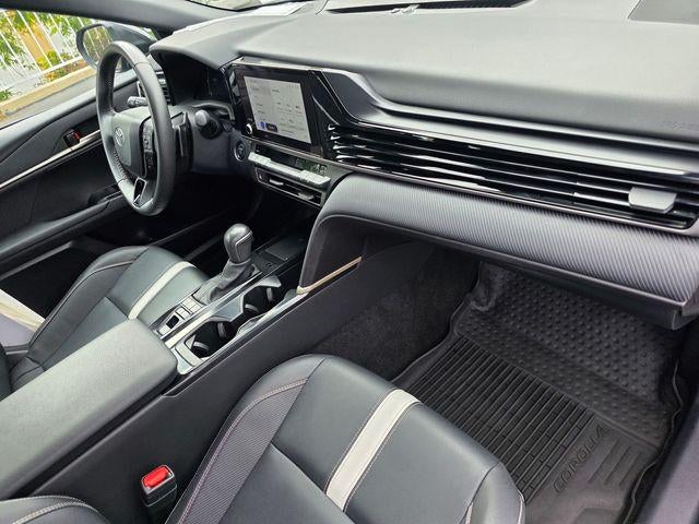 2025 Toyota Camry SE (SE)