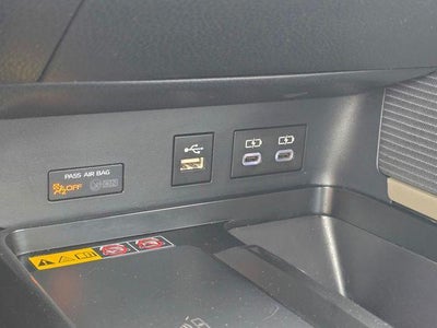 2025 Toyota Camry SE (SE)