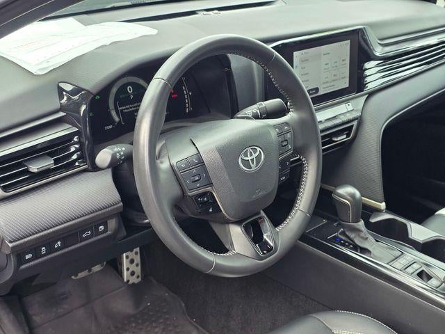 2025 Toyota Camry SE (SE)