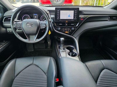 2023 Toyota Camry SE Auto (SE)