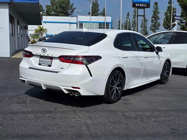 2023 Toyota Camry SE Auto (SE)