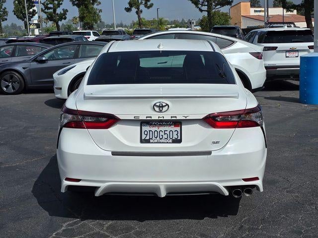 2023 Toyota Camry SE Auto (SE)