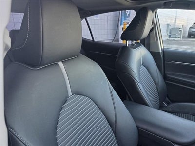 2023 Toyota Camry Hybrid SE CVT (Natl)