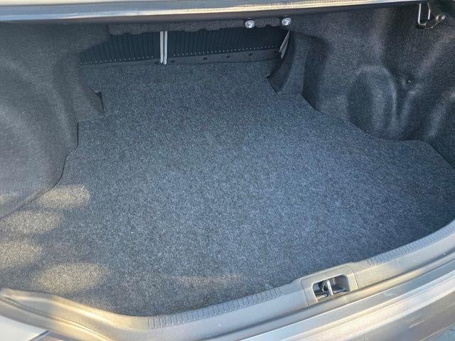2012 Toyota Camry 4dr Sdn I4 Auto L (Natl)