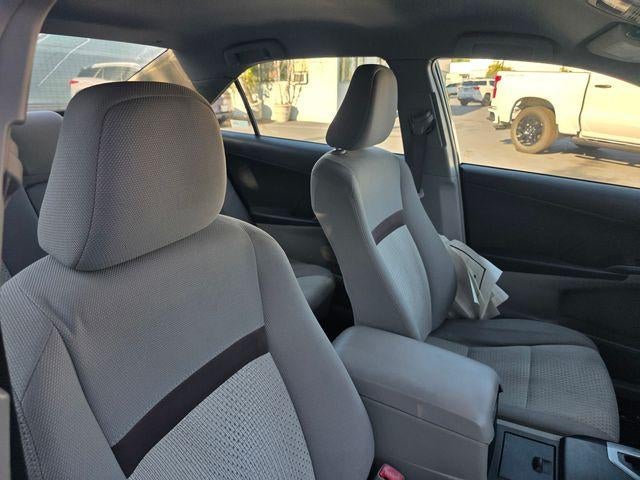2012 Toyota Camry 4dr Sdn I4 Auto L (Natl)