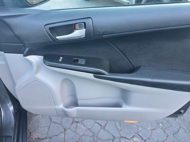 2012 Toyota Camry 4dr Sdn I4 Auto L (Natl)