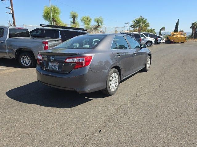 2012 Toyota Camry 4dr Sdn I4 Auto LE (Natl)