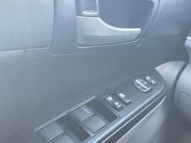 2012 Toyota Camry 4dr Sdn I4 Auto L (Natl)