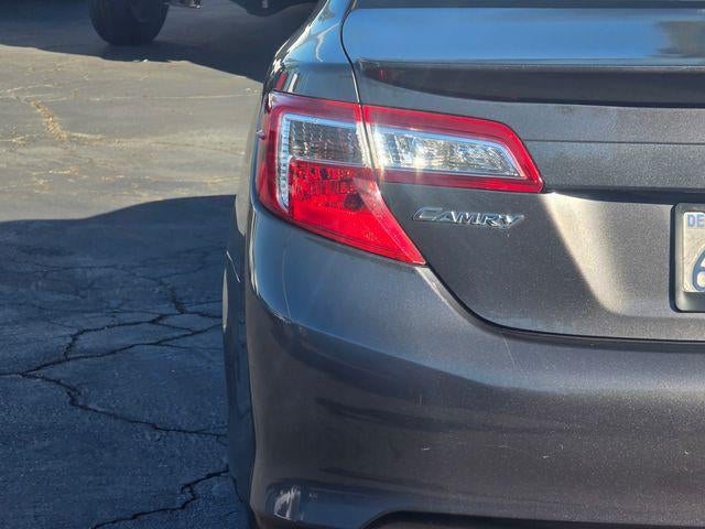 2012 Toyota Camry 4dr Sdn I4 Auto L (Natl)