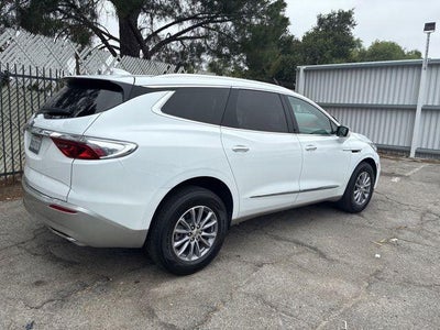 2024 Buick Enclave Essence FWD