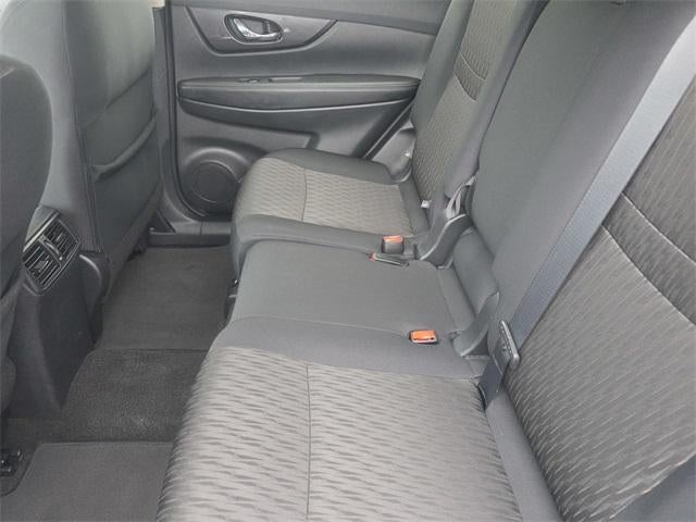 2018 Nissan Rogue FWD SV