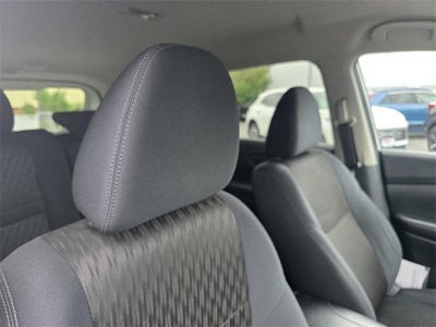 2018 Nissan Rogue FWD SV