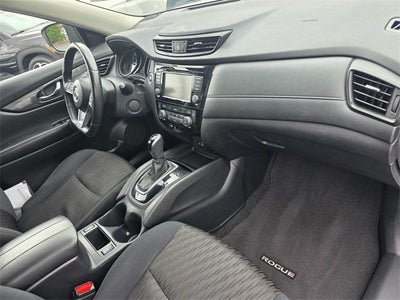 2018 Nissan Rogue FWD SV