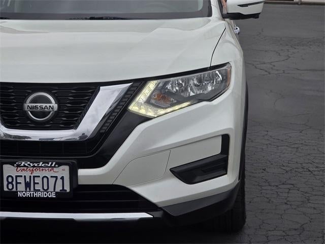 2018 Nissan Rogue FWD SV